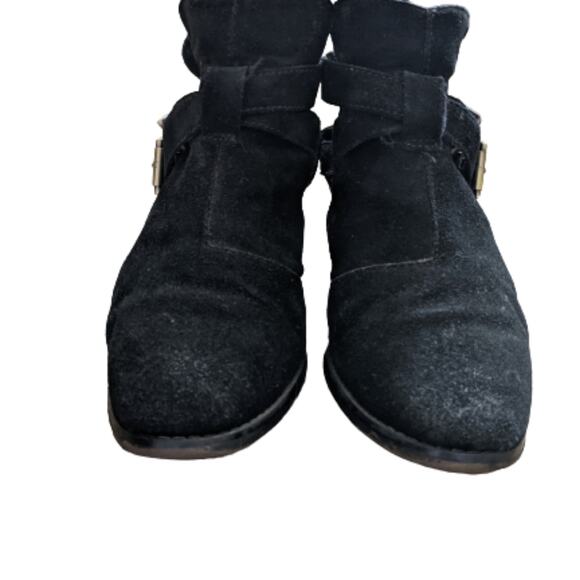 Steve Madden Cinch Cut-out Buckle Suede Ankle Booties 8 - Picture 4 of 10